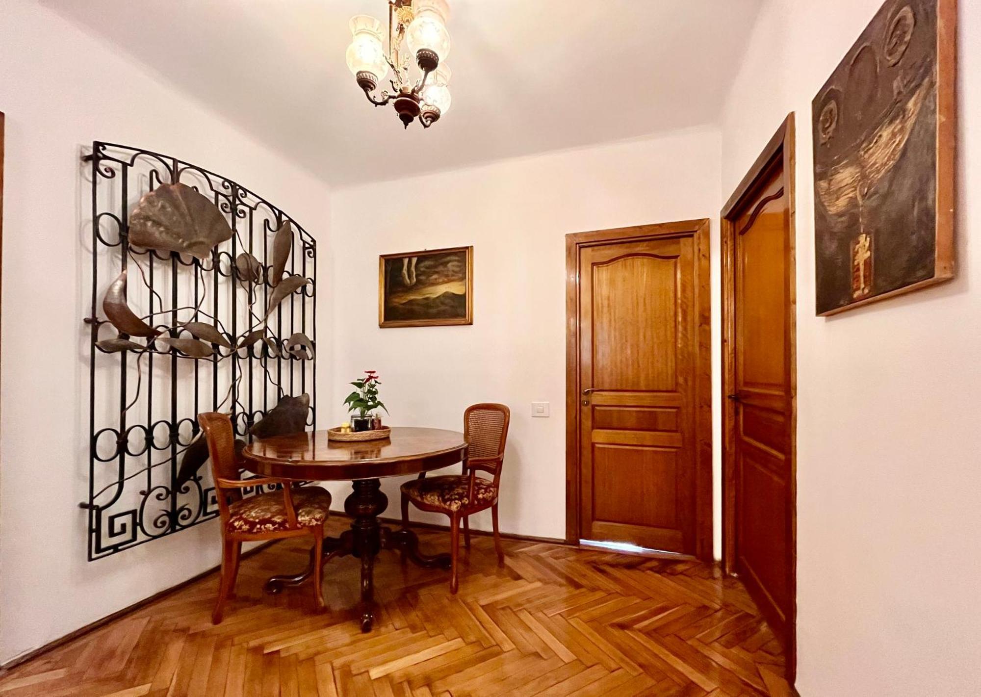 Cismigiu Bralyf Art Center Apartamento